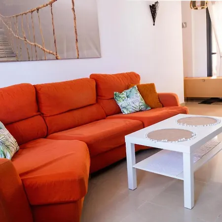 Magnifico Frente Al Mar En Con Plaza De Garaje Incluida 加的斯